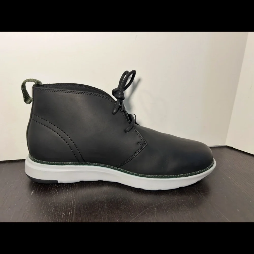 Cole Haan Grand Atlantic Chukka Water Resistant Leather Boots Black/Grey Men 8M